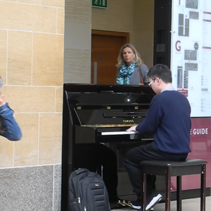 大人和女9孩做爰
